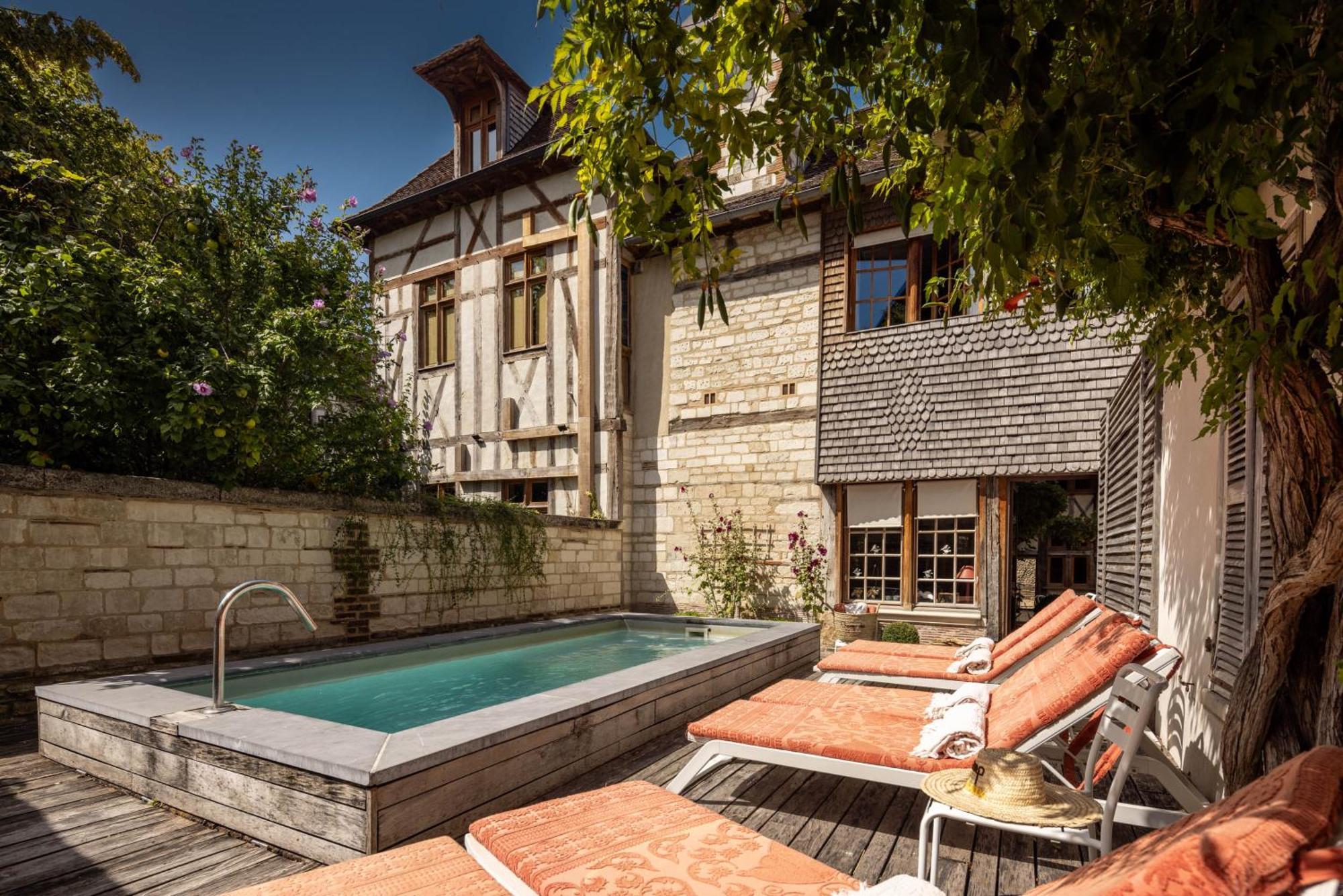 La Maison De Rhodes Hotel & Spa Troyes Buitenkant foto