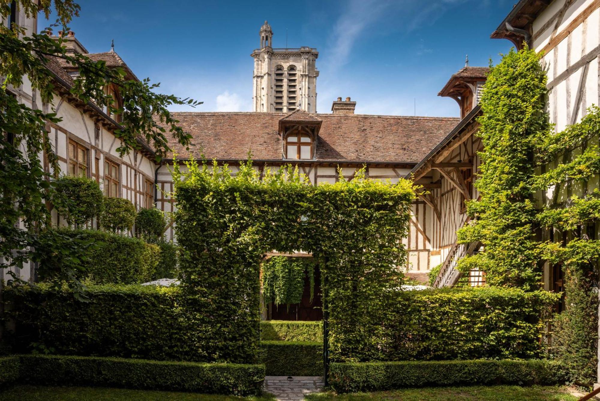 La Maison De Rhodes Hotel & Spa Troyes Buitenkant foto